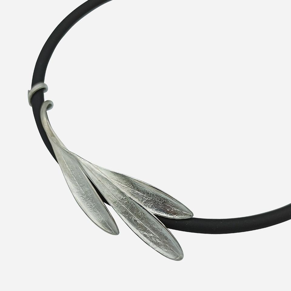 Silver necklace "Olives"